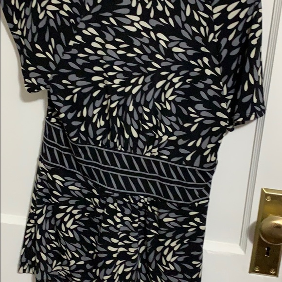 nice fitting top - Picture 4 of 5